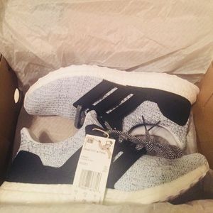 NEW Adidas UltraBOOST w Parley